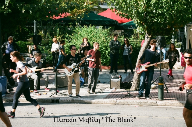 &Omicron; &rho;&upsilon;&theta;&mu;ό&sigmaf; &tau;&omicron;&upsilon; &Mu;&alpha;&rho;&alpha;&theta;&omega;&nu;ί&omicron;&upsilon;: &Omicron;&iota; &epsilon;&theta;&epsilon;&lambda;&omicron;&nu;&tau;έ&sigmaf; &sigma;&tau;&eta;&rho;ί&zeta;&omicron;&upsilon;&nu; &tau;&omicron;&upsilon;&sigmaf; &delta;&rho;&omicron;&mu;&epsilon;ί&sigmaf; &mu;&epsilon;&tau;ά &mu;&omicron;&upsilon;&sigma;&iota;&kappa;ή&sigmaf;