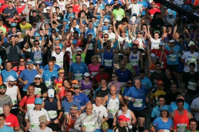 H &Alpha;&theta;ή&nu;&alpha; ό&lambda;&eta; &ldquo;&tau;&rho;έ&chi;&epsilon;&iota;&rdquo;... &Mu;&omicron;&upsilon;&sigma;&epsilon;ί&alpha;, &xi;&epsilon;&nu;&omicron;&delta;&omicron;&chi;&epsilon;ί&alpha;, &kappa;&alpha;&tau;&alpha;&sigma;&tau;ή&mu;&alpha;&tau;&alpha; &kappa;&alpha;&iota; &pi;&omicron;&lambda;&iota;&tau;&iota;&sigma;&tau;&iota;&kappa;&omicron;ί &chi;ώ&rho;&omicron;&iota; &sigma;&tau;&omicron; &rho;&upsilon;&theta;&mu;ό &tau;&omicron;&upsilon; &Mu;&alpha;&rho;&alpha;&theta;&omega;&nu;ί&omicron;&upsilon; &Alpha;&theta;ή&nu;&alpha;&sigmaf;