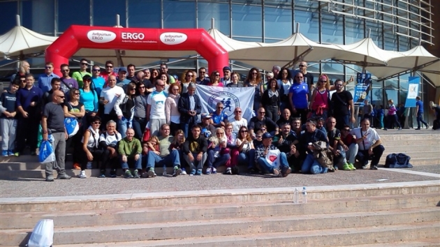 &Delta;&Epsilon;&Lambda;&Tau;&Iota;&Omicron; &Tau;&Upsilon;&Pi;&Omicron;&Upsilon; - &Omicron; &Sigma;&Delta;&Upsilon; &Mu;&epsilon;&sigma;&sigma;&eta;&nu;ί&alpha;&sigmaf; &sigma;&tau;&alpha; &beta;ή&mu;&alpha;&tau;&alpha; &tau;&omicron;&upsilon; &eta;&mu;&epsilon;&rho;&omicron;&delta;&rho;ό&mu;&omicron;&upsilon;, &alpha;&pi;ό &tau;&omicron;&nu; &Tau;ύ&mu;&beta;&omicron; &tau;&omicron;&upsilon; &Mu;&alpha;&rho;&alpha;&theta;ώ&nu;&alpha; &mu;έ&chi;&rho;&iota; &tau;&omicron; &Kappa;&alpha;&lambda;&lambda;&iota;&mu;ά&rho;&mu;&alpha;&rho;&omicron;, &sigma;&tau;&omicron;&nu; 33&omicron; &Alpha;&upsilon;&theta;&epsilon;&nu;&tau;&iota;&kappa;ό &Mu;&alpha;&rho;&alpha;&theta;ώ&nu;&iota;&omicron;