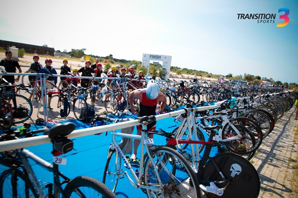 MARATHON TRANSITION RACES &Sigma;&Chi;&Iota;&Nu;&Iota;&Alpha;