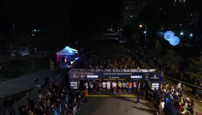 &Chi;&iota;&lambda;&iota;ά&delta;&epsilon;&sigmaf; &delta;&rho;&omicron;&mu;&epsilon;ί&sigmaf; &delta;&iota;&alpha;&sigma;&kappa;έ&delta;&alpha;&sigma;&alpha;&nu; &sigma;&tau;&eta;&nu; &Theta;&epsilon;&sigma;&sigma;&alpha;&lambda;&omicron;&nu;ί&kappa;&eta;