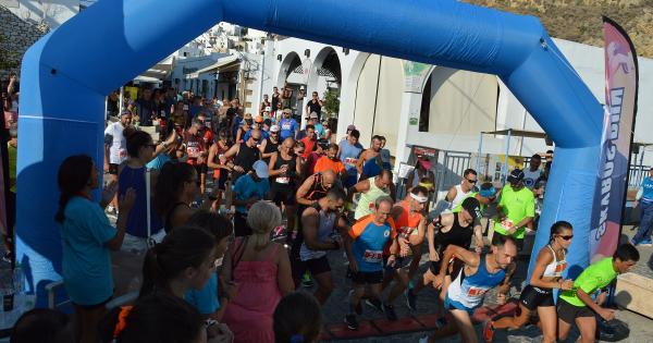 Skyros Run 2021: &Chi;&rho;&omicron;&nu;&iota;ά &kappa;&alpha;&theta;&iota;έ&rho;&omega;&sigma;&eta;&sigmaf; &kappa;&alpha;&iota; &upsilon;&pi;ό&sigma;&chi;&epsilon;&sigma;&eta; &gamma;&iota;&alpha; &tau;&omicron; &mu;έ&lambda;&lambda;&omicron;&nu;