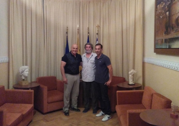 &Delta;&Epsilon;&Lambda;&Tau;&Iota;&Omicron; &Tau;&Upsilon;&Pi;&Omicron;&Upsilon; - &Eta; &Epsilon;&Sigma;&Eta;&Epsilon;&Mu;-&Theta; &sigma;&tau;&eta;&nu; &laquo;&omicron;&iota;&kappa;&omicron;&gamma;έ&nu;&epsilon;&iota;&alpha;&raquo; &tau;&omicron;&upsilon; &Delta;&iota;&epsilon;&theta;&nu;&omicron;ύ&sigmaf; &Nu;&upsilon;&chi;&tau;&epsilon;&rho;&iota;&nu;&omicron;ύ &Eta;&mu;&iota;&mu;&alpha;&rho;&alpha;&theta;&omega;&nu;ί&omicron;&upsilon; &Theta;&epsilon;&sigma;&sigma;&alpha;&lambda;&omicron;&nu;ί&kappa;&eta;&sigmaf;