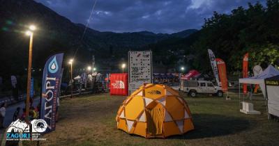 The North Face: &Mu;&epsilon; &alpha;&pi;ό&lambda;&upsilon;&tau;&eta; &epsilon;&pi;&iota;&tau;&upsilon;&chi;ί&alpha; &sigma;&tau;έ&phi;&theta;&eta;&kappa;&epsilon; &tau;&omicron; &nu;&tau;&epsilon;&mu;&pi;&omicron;ύ&tau;&omicron; &tau;&eta;&sigmaf; &sigma;&epsilon;&iota;&rho;ά&sigmaf; VECTIV &sigma;&tau;&omicron; Zagori Mountain Running