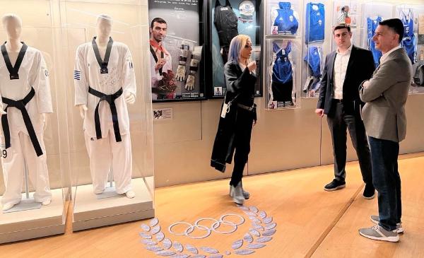 &Epsilon;&pi;ί&sigma;&kappa;&epsilon;&psi;&eta; &Delta;&iota;&epsilon;&upsilon;&theta;&upsilon;&nu;&tau;ή &kappa;&alpha;&iota; &Epsilon;&kappa;&pi;&rho;&omicron;&sigma;ώ&pi;&omega;&nu; &tau;&omicron;&upsilon; &Pi;&rho;&omega;&theta;&upsilon;&pi;&omicron;&upsilon;&rho;&gamma;&iota;&kappa;&omicron;ύ &Gamma;&rho;&alpha;&phi;&epsilon;ί&omicron;&upsilon; &Theta;&epsilon;&sigma;&sigma;&alpha;&lambda;&omicron;&nu;ί&kappa;&eta;&sigmaf;