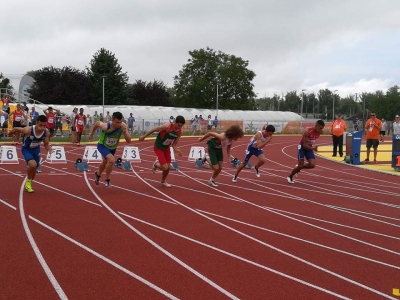 Έ&nu;&alpha;&tau;&omicron;&sigmaf; &omicron; &Kappa;&alpha;&lambda;&omicron;&gamma;&epsilon;&rho;ά&kappa;&eta;&sigmaf;, &sigma;&tau;&omicron;&nu; &tau;&epsilon;&lambda;&iota;&kappa;ό &tau;&omega;&nu; 200 &mu;. &omicron; &Pi;&alpha;&pi;&alpha;&mu;&alpha;&rho;&gamma;&alpha;&rho;ί&tau;&eta;&sigmaf;