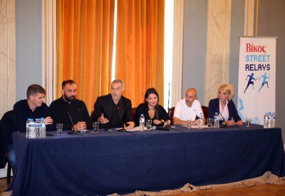 &Delta;&Epsilon;&Lambda;&Tau;&Iota;&Omicron; &Tau;&Upsilon;&Pi;&Omicron;&Upsilon; - &Eta; &sigma;&kappa;&upsilon;&tau;ά&lambda;&eta; &gamma;&iota;&alpha; 4&eta; &chi;&rho;&omicron;&nu;&iota;ά &sigma;&tau;&omicron;&nu; &Pi;&epsilon;&iota;&rho;&alpha;&iota;ά