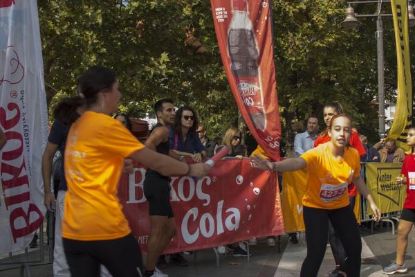 &Delta;&Epsilon;&Lambda;&Tau;&Iota;&Omicron; &Tau;&Upsilon;&Pi;&Omicron;&Upsilon; - &Sigma;&tau;&iota;&sigmaf; 10 &Nu;&omicron;&epsilon;&mu;&beta;&rho;ί&omicron;&upsilon; &tau;&alpha; &Beta;ί&kappa;&omicron;&sigmaf; Street Relays &pi;ά&nu;&epsilon; &Tau;&rho;ί&kappa;&alpha;&lambda;&alpha;