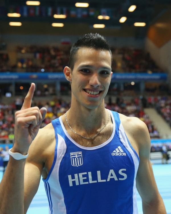 &Omicron; &Phi;&iota;&lambda;&iota;&pi;&pi;ί&delta;&eta;&sigmaf; &alpha;&gamma;&omega;&nu;ί&zeta;&epsilon;&tau;&alpha;&iota; &tau;&eta;&nu; &Pi;&alpha;&rho;&alpha;&sigma;&kappa;&epsilon;&upsilon;ή (17/7) &sigma;&tau;&omicron; &Mu;&omicron;&nu;&alpha;&kappa;ό