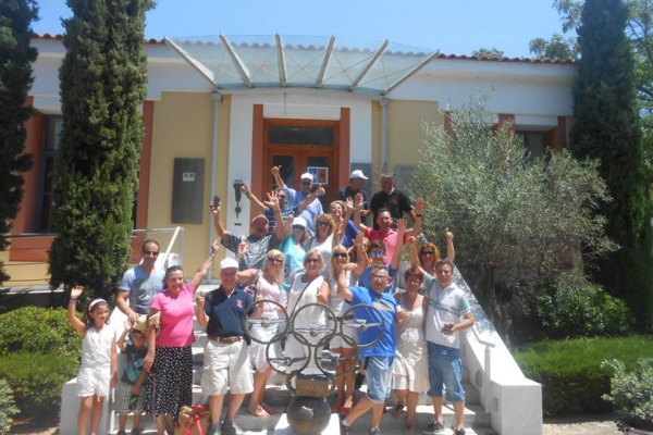 &Sigma;&tau;&epsilon;&lambda;έ&chi;&eta; &tau;&eta;&sigmaf; &pi;&omicron;&lambda;&upsilon;&epsilon;&theta;&nu;&iota;&kappa;ή&sigmaf; &epsilon;&tau;&alpha;&iota;&rho;&epsilon;ί&alpha;&sigmaf; Amway &xi;&epsilon;&nu;&alpha;&gamma;ή&theta;&eta;&kappa;&alpha;&nu; &sigma;&tau;&omicron; &Mu;&omicron;&upsilon;&sigma;&epsilon;ί&omicron; &Mu;&alpha;&rho;&alpha;&theta;&omega;&nu;ί&omicron;&upsilon; &Delta;&rho;ό&mu;&omicron;&upsilon;