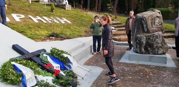 &Delta;&Epsilon;&Lambda;&Tau;&Iota;&Omicron; &Tau;&Upsilon;&Pi;&Omicron;&Upsilon; - &Delta;&rho;ό&mu;&omicron;&sigmaf; &Theta;&upsilon;&sigma;ί&alpha;&sigmaf; &Kappa;&alpha;&lambda;&alpha;&beta;&rho;ύ&tau;&omega;&nu; 2018 | &Omicron; &Sigma;&Delta;&Upsilon; &Pi;&epsilon;&iota;&rho;&alpha;&iota;ά &tau;ί&mu;&eta;&sigma;&epsilon; &mu;&epsilon; &tau;&eta;&nu; &pi;&alpha;&rho;&omicron;&upsilon;&sigma;ί&alpha; &tau;&eta;&nu; &mu;&nu;ή&mu;&eta; &tau;&omega;&nu; &epsilon;&kappa;&tau;&epsilon;&lambda;&epsilon;&sigma;&theta;έ&nu;&tau;&omega;&nu;