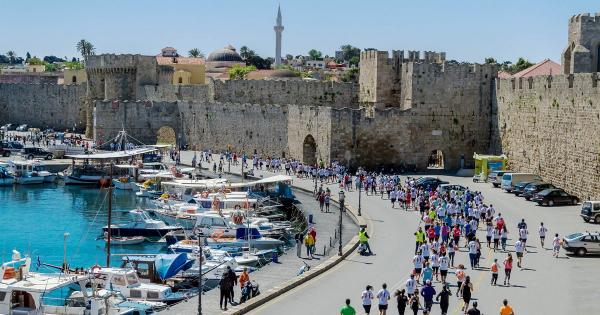 O &Delta;&iota;&epsilon;&theta;&nu;ή&sigmaf; &Mu;&alpha;&rho;&alpha;&theta;ώ&nu;&iota;&omicron;&sigmaf; &Rho;ό&delta;&omicron;&upsilon; &epsilon;&pi;&iota;&sigma;&tau;&rho;έ&phi;&epsilon;&iota;  &sigma;&tau;&iota;&sigmaf; 10 &Alpha;&pi;&rho;&iota;&lambda;ί&omicron;&upsilon; 2022