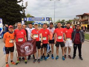 &Delta;&Epsilon;&Lambda;&Tau;&Iota;&Omicron; &Tau;&Upsilon;&Pi;&Omicron;&Upsilon; - &Pi;&omicron;&lambda;&upsilon;&pi;&lambda;&eta;&theta;ή&sigmaf; &eta; &sigma;&upsilon;&mu;&mu;&epsilon;&tau;&omicron;&chi;ή &tau;&omicron;&upsilon; &Alpha;&Pi;&Sigma; &Delta;&rho;&omicron;&mu;έ&omega;&nu; &Pi;&iota;&epsilon;&rho;ί&alpha;&sigmaf; &laquo;&Zeta;&Epsilon;&Upsilon;&Sigma;&raquo; &sigma;&tau;&omicron;&nu; 14o &delta;&iota;&epsilon;&theta;&nu;ή &mu;&alpha;&rho;&alpha;&theta;ώ&nu;&iota;&omicron; &laquo;&Mu;έ&gamma;&alpha;&sigmaf; &Alpha;&lambda;έ&xi;&alpha;&nu;&delta;&rho;&omicron;&sigmaf;&raquo;