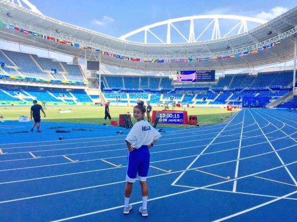&Rho;ί&omicron; 2016: &Sigma;&pi;&omicron;&upsilon;&delta;&alpha;ί&alpha; &epsilon;&mu;&phi;ά&nu;&iota;&sigma;&eta; &alpha;&pi;ό &tau;&eta;&nu; &Pi;&alpha;&pi;&pi;ά, &pi;&alpha;&gamma;&kappa;ό&sigma;&mu;&iota;&omicron; &rho;&epsilon;&kappa;ό&rho; &sigma;&tau;&omicron; 10&alpha;&rho;&iota;
