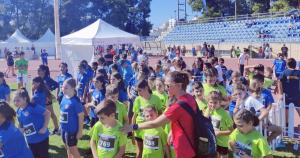 &Mu;&epsilon;&sigma;ό&gamma;&epsilon;&iota;&alpha;: &Eta; &Alpha;&nu;&tau;&iota;&gamma;ό&nu;&eta; &Nu;&tau;&rho;&iota;&sigma;&mu;&pi;&iota;ώ&tau;&eta; &theta;&alpha; &delta;ώ&sigma;&epsilon;&iota; &epsilon;&kappa;&kappa;ί&nu;&eta;&sigma;&eta; &sigma;&tau;&omicron; night run &laquo;&Epsilon;&lambda;&pi;ί&delta;&alpha;&raquo; - &Sigma;&upsilon;&nu;&alpha;&upsilon;&lambda;ί&alpha; &mu;&epsilon; &Alpha;&gamma;&alpha;&pi;&eta;&tau;ό - &Sigma;&epsilon;&beta;&omicron;&pi;&omicron;ύ&lambda;&omicron;&upsilon;