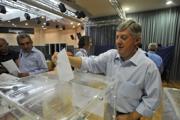 &Mu;&epsilon;&gamma;ά&lambda;&eta; &alpha;&nu;&tau;&alpha;&pi;ό&kappa;&rho;&iota;&sigma;&eta; &alpha;&pi;ό &tau;&alpha; &sigma;&omega;&mu;&alpha;&tau;&epsilon;ί&alpha;, &nu;έ&alpha; &pi;&rho;ό&sigma;&omega;&pi;&alpha; &sigma;&tau;&omicron; &delta;&iota;&omicron;&iota;&kappa;&eta;&tau;&iota;&kappa;ό &sigma;&upsilon;&mu;&beta;&omicron;ύ&lambda;&iota;&omicron;