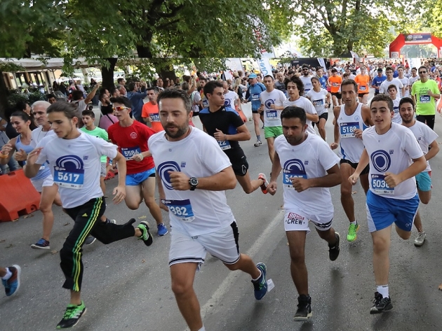 &Delta;&Epsilon;&Lambda;&Tau;&Iota;&Omicron; &Tau;&Upsilon;&Pi;&Omicron;&Upsilon; - &Sigma;&upsilon;&mu;&mu;&epsilon;&tau;έ&chi;&omicron;&upsilon;&mu;&epsilon; &kappa;&alpha;&iota; &sigma;&tau;&eta;&rho;ί&zeta;&omicron;&upsilon;&mu;&epsilon; ό&sigma;&omicron;&upsilon;&sigmaf; &mu;&alpha;&sigmaf; &chi;&rho;&epsilon;&iota;ά&zeta;&omicron;&nu;&tau;&alpha;&iota;