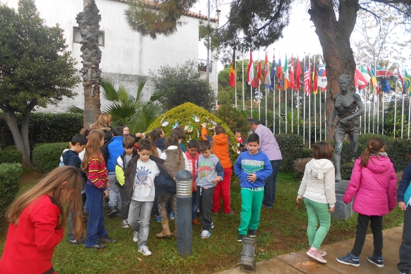 &Kappa;ά&lambda;&alpha;&nu;&tau;&alpha; &amp; &Epsilon;&upsilon;&chi;έ&sigmaf; &alpha;&pi;ό &tau;&omicron;&upsilon;&sigmaf; &Mu;&alpha;&theta;&eta;&tau;έ&sigmaf; &Delta;&eta;&mu;&omicron;&tau;&iota;&kappa;&omicron;ύ &Sigma;&chi;&omicron;&lambda;&epsilon;ί&omicron;&upsilon; &Gamma;&rho;&alpha;&mu;&mu;&alpha;&tau;&tau;&iota;&kappa;&omicron;ύ