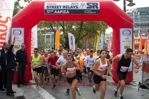 &Delta;&Epsilon;&Lambda;&Tau;&Iota;&Omicron; &Tau;&Upsilon;&Pi;&Omicron;&Upsilon; - 2.000 &delta;&rho;&omicron;&mu;&epsilon;ί&sigmaf; &sigma;&tau;&alpha; &Beta;ί&kappa;&omicron;&sigmaf; Street Relays &tau;&eta;&sigmaf; &Lambda;ά&rho;&iota;&sigma;&alpha;&sigmaf;