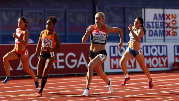 &Alpha;&mu;&sigma;&tau;&epsilon;&rho;&nu;&tau;&alpha;&mu; 2016: &Tau;&alpha; &kappa;&omicron;&rho;ί&tau;&sigma;&iota;&alpha; &tau;&eta;&sigmaf; 4&Chi;100 &mu;. έ&mu;&epsilon;&iota;&nu;&alpha;&nu; &mu;&alpha;&kappa;&rho;&iota;ά &alpha;&pi;ό &tau;&omicron;&nu; &sigma;&tau;ό&chi;&omicron; &tau;&omicron;&upsilon;&sigmaf;