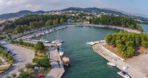 &Sigma;&tau;&iota;&sigmaf; 3 &Alpha;&pi;&rho;&iota;&lambda;ί&omicron;&upsilon; &omicron; 1&omicron;&sigmaf; &Alpha;&gamma;ώ&nu;&alpha;&sigmaf; &Delta;&rho;ό&mu;&omicron;&upsilon; &Nu;έ&alpha;&sigmaf; &Alpha;&gamma;&chi;&iota;ά&lambda;&omicron;&upsilon;