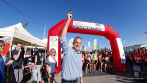 &Delta;&Epsilon;&Lambda;&Tau;&Iota;&Omicron; &Tau;&Upsilon;&Pi;&Omicron;&Upsilon; - &Omicron;&lambda;&upsilon;&mu;&pi;&iota;&omicron;&nu;ί&kappa;&epsilon;&sigmaf;, &pi;&rho;&omega;&tau;&alpha;&theta;&lambda;&eta;&tau;έ&sigmaf;, &alpha;&lambda;&lambda;ά &kappa;&alpha;&iota; &delta;&iota;&alpha;&sigma;&kappa;έ&delta;&alpha;&sigma;&eta;  &sigma;&tau;&alpha; &Beta;ί&kappa;&omicron;&sigmaf; Street Relays &tau;&eta;&sigmaf; &Gamma;&lambda;&upsilon;&phi;ά&delta;&alpha;&sigmaf;