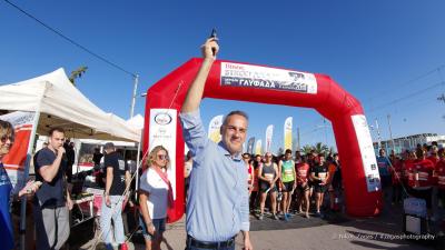 &Delta;&Epsilon;&Lambda;&Tau;&Iota;&Omicron; &Tau;&Upsilon;&Pi;&Omicron;&Upsilon; - &Omicron;&lambda;&upsilon;&mu;&pi;&iota;&omicron;&nu;ί&kappa;&epsilon;&sigmaf;, &pi;&rho;&omega;&tau;&alpha;&theta;&lambda;&eta;&tau;έ&sigmaf;, &alpha;&lambda;&lambda;ά &kappa;&alpha;&iota; &delta;&iota;&alpha;&sigma;&kappa;έ&delta;&alpha;&sigma;&eta;  &sigma;&tau;&alpha; &Beta;ί&kappa;&omicron;&sigmaf; Street Relays &tau;&eta;&sigmaf; &Gamma;&lambda;&upsilon;&phi;ά&delta;&alpha;&sigmaf;