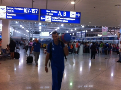 &Mu;&epsilon;&tau;ά &tau;&eta;&nu; &Omicron;&rho;&lambda;&epsilon;ά&nu;&eta;...&pi;&eta;&gamma;&alpha;ί&nu;&epsilon;&iota; &Kappa;ό&tau;&mu;&pi;&omicron;&upsilon;&sigmaf;