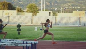 &Eta; &Alpha;&rho;&tau;&epsilon;&mu;&iota;&sigmaf; &Alpha;&nu;&alpha;&sigma;&tau;&alpha;&sigma;ί&omicron;&upsilon; &xi;&epsilon;&kappa;&iota;&nu;ά&epsilon;&iota; &mu;&epsilon; 400 &mu;. &kappa;&alpha;&iota; &sigma;&tau;&omicron;&chi;&epsilon;ύ&epsilon;&iota; &sigma;&tau;&alpha; 200 &mu;έ&tau;&rho;&alpha;