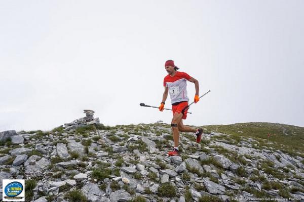 &Delta;&Epsilon;&Lambda;&Tau;&Iota;&Omicron; &Tau;&Upsilon;&Pi;&Omicron;&Upsilon; - T&eta;&nu; &Pi;&alpha;&rho;&alpha;&sigma;&kappa;&epsilon;&upsilon;ή 15 &Mu;&alpha;&rho;&tau;ί&omicron;&upsilon; &alpha;&nu;&omicron;ί&gamma;&omicron;&upsilon;&nu; &omicron;&iota; &epsilon;&gamma;&gamma;&rho;&alpha;&phi;έ&sigmaf; &gamma;&iota;&alpha; &tau;&omicron;&nu; &tau;&omicron;&nu; 8o Faethon Olympus Marathon
