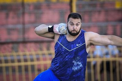 &Omicron; &Zeta;ώ&tau;&omicron;&sigmaf; έ&kappa;&alpha;&nu;&epsilon; &nu;&tau;&epsilon;&mu;&pi;&omicron;ύ&tau;&omicron; &sigma;&tau;&eta; &sigma;&epsilon;&zeta;ό&nu; &mu;&epsilon; &nu;έ&omicron; &alpha;&tau;&omicron;&mu;&iota;&kappa;ό &rho;&epsilon;&kappa;ό&rho;