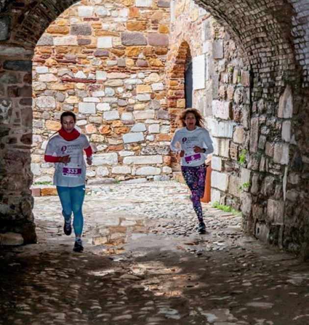 &Delta;&Epsilon;&Lambda;&Tau;&Iota;&Omicron; &Tau;&Upsilon;&Pi;&Omicron;&Upsilon; - &Xi;&epsilon;&pi;έ&rho;&alpha;&sigma;&alpha;&nu; &tau;&iota;&sigmaf; 400 &sigma;&upsilon;&mu;&mu;&epsilon;&tau;&omicron;&chi;έ&sigmaf; &sigma;&tau;&omicron; 3&omicron; &alpha;&gamma;ώ&nu;&alpha; &gamma;&upsilon;&nu;&alpha;&iota;&kappa;ώ&nu; &sigma;&tau;&eta; &Chi;ί&omicron;