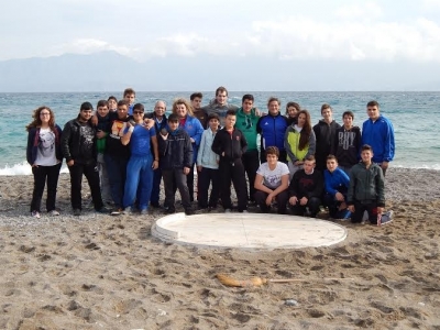 &Sigma;&phi;&alpha;&iota;&rho;&omicron;&beta;&omicron;&lambda;ί&alpha; &kappa;&alpha;&iota; &mu;ή&kappa;&omicron;&sigmaf; &sigma;&tau;&eta;&nu; &pi;&alpha;&rho;&alpha;&lambda;ί&alpha; &tau;&omicron;&upsilon; &Alpha;&gamma;ί&omicron;&upsilon; &Nu;&iota;&kappa;&omicron;&lambda;ά&omicron;&upsilon;