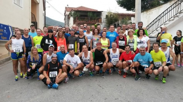 &Delta;&Epsilon;&Lambda;&Tau;&Iota;&Omicron; &Tau;&Upsilon;&Pi;&Omicron;&Upsilon; - &Sigma;&upsilon;&mu;&mu;&epsilon;&tau;&omicron;&chi;ή &tau;&omicron;&upsilon; &Sigma;&Delta;&Upsilon;&Mu; &Theta;ή&beta;&alpha;&sigmaf; &sigma;&tau;&omicron;&nu; 5&omicron; &Pi;&tau;ώ&iota;&omicron; &Delta;&rho;ό&mu;&omicron; &sigma;&tau;&omicron; &Alpha;&kappa;&rho;&alpha;ί&phi;&nu;&iota;&omicron;