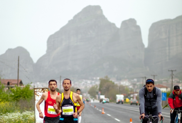&Delta;&Epsilon;&Lambda;&Tau;&Iota;&Omicron; &Tau;&Upsilon;&Pi;&Omicron;&Upsilon; - &Sigma;&epsilon; &Gamma;&epsilon;&rho;&mu;&alpha;&nu;&iota;&kappa;ή &epsilon;&phi;&eta;&mu;&epsilon;&rho;ί&delta;&alpha; &omicron; &eta;&mu;&iota;&mu;&alpha;&rho;&alpha;&theta;ώ&nu;&iota;&omicron;&sigmaf; &Kappa;&Alpha;&Lambda;&Alpha;&Mu;&Pi;&Alpha;&Kappa;&Alpha; - &Tau;&Rho;&Iota;&Kappa;&Alpha;&Lambda;&Alpha;, &Theta;&Alpha;&Nu;. &Sigma;&Tau;&Alpha;&Mu;&Omicron;&Pi;&Omicron;&Upsilon;&Lambda;&Omicron;&Sigma;