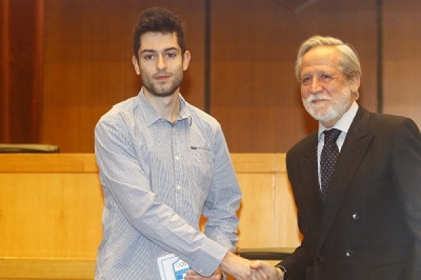 &Eta; &Epsilon;&Omicron;&Epsilon; &beta;&rho;ά&beta;&epsilon;&upsilon;&sigma;&epsilon; &tau;&omicron;&upsilon;&sigmaf; &alpha;&theta;&lambda;&eta;&tau;έ&sigmaf; &kappa;&alpha;&iota; &tau;&iota;&sigmaf; &alpha;&theta;&lambda;ή&tau;&rho;&iota;&epsilon;&sigmaf; &pi;&omicron;&upsilon; &delta;&iota;&alpha;&kappa;&rho;ί&theta;&eta;&kappa;&alpha;&nu; &tau;&omicron; 2017