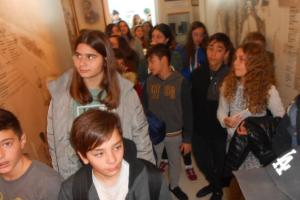 &Mu;&alpha;&theta;&eta;&tau;έ&sigmaf; &alpha;&pi;ό &tau;&omicron; 8&omicron; &Gamma;&upsilon;&mu;&nu;ά&sigma;&iota;&omicron; &Gamma;&lambda;&upsilon;&phi;ά&delta;&alpha;&sigmaf; &epsilon;&pi;&iota;&sigma;&kappa;έ&phi;&tau;&eta;&kappa;&alpha;&nu; &tau;&omicron; &Mu;&omicron;&upsilon;&sigma;&epsilon;ί&omicron; &Mu;&alpha;&rho;&alpha;&theta;&omega;&nu;ί&omicron;&upsilon; &Delta;&rho;ό&mu;&omicron;&upsilon;
