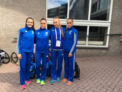 &Alpha;&mu;&sigma;&tau;&epsilon;&rho;&nu;&tau;&alpha;&mu; 2016: &Epsilon;&pi;ί&delta;&omicron;&sigma;&eta; &delta;&epsilon;&kappa;&alpha;&epsilon;&tau;ί&alpha;&sigmaf; &alpha;&pi;ό &tau;&alpha; &kappa;&omicron;&rho;ί&tau;&sigma;&iota;&alpha; &tau;&eta;&sigmaf; &mu;&epsilon;&gamma;ά&lambda;&eta;&sigmaf; &sigma;&kappa;&upsilon;&tau;ά&lambda;&eta;&sigmaf;