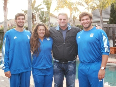 &Mu;&epsilon; &tau;&eta;&nu; &epsilon;&lambda;&lambda;&eta;&nu;&iota;&kappa;ή &sigma;&eta;&mu;&alpha;ί&alpha; &theta;&alpha; &alpha;&gamma;&omega;&nu;ί&zeta;&omicron;&nu;&tau;&alpha;&iota; &pi;&lambda;έ&omicron;&nu; &omicron; &Nu;ί&kappa;&omicron;&sigmaf; &kappa;&alpha;&iota; &eta; &Sigma;&tau;&alpha;&mu;&alpha;&tau;ί&alpha; &Sigma;&kappa;&alpha;&rho;&beta;έ&lambda;&eta;