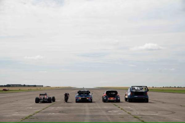 &Pi;&omicron;&iota;&omicron;&sigmaf; &epsilon;ί&nu;&alpha;&iota; &omicron; &nu;&iota;&kappa;&eta;&tau;ή&sigmaf; &mu;&epsilon;&tau;&alpha;&xi;ύ &mu;&omicron;&nu;&omicron;&theta;έ&sigma;&iota;&omicron;&upsilon;, MotoGP, Rally, WRC &kappa;&alpha;&iota; Supervan;