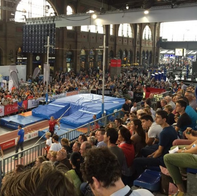 &Omicron; &Phi;&iota;&lambda;&iota;&pi;&pi;ί&delta;&eta;&sigmaf; ή&tau;&alpha;&nu; &tau;έ&tau;&alpha;&rho;&tau;&omicron;&sigmaf; &sigma;&tau;&eta; &Zeta;&upsilon;&rho;ί&chi;&eta; &mu;&epsilon; 5,67 &mu;έ&tau;&rho;&alpha;