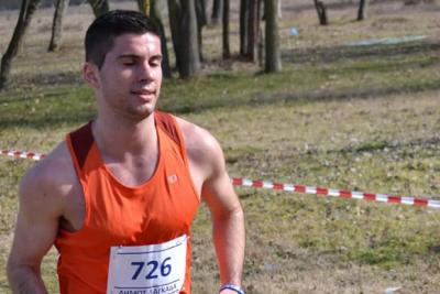 &Delta;&Epsilon;&Lambda;&Tau;&Iota;&Omicron; &Tau;&Upsilon;&Pi;&Omicron;&Upsilon; - &Tau;&rho;ί&tau;&omicron;&sigmaf; &omicron; &Sigma;&tau;&alpha;&mu;&omicron;ύ&lambda;&eta;&sigmaf; &sigma;&tau;&alpha; 5000 &mu;έ&tau;&rho;&alpha; &tau;&omicron;&upsilon; &Nu;&upsilon;&chi;&tau;&epsilon;&rho;&iota;&nu;&omicron;ύ &Eta;&mu;&theta;&mu;&alpha;&rho;&alpha;&theta;&omega;&nu;ί&omicron;&upsilon; &Theta;&epsilon;&sigma;&sigma;&alpha;&lambda;&omicron;&nu;ί&kappa;&eta;&sigmaf;