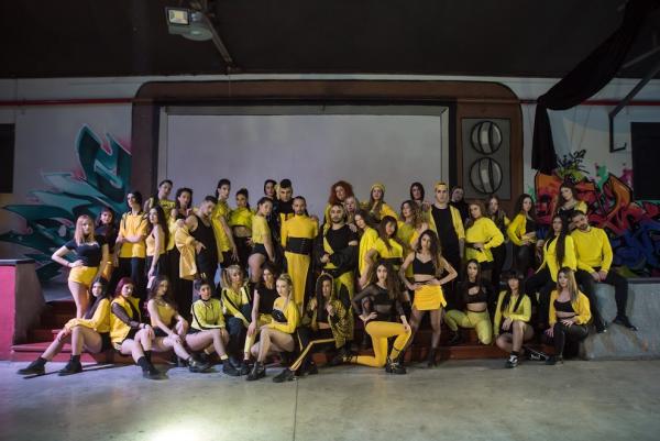 &Delta;&Epsilon;&Lambda;&Tau;&Iota;&Omicron; &Tau;&Upsilon;&Pi;&Omicron;&Upsilon; - &Mu;&omicron;&upsilon;&sigma;&iota;&kappa;ή, &alpha;&nu;&epsilon;&beta;&alpha;&sigma;&mu;έ&nu;&eta; &delta;&iota;ά&theta;&epsilon;&sigma;&eta; &kappa;&alpha;&iota; &pi;&omicron;&lambda;&lambda;ή &laquo;&alpha;&sigma;&tau;&epsilon;&rho;ό&sigma;&kappa;&omicron;&nu;&eta;&raquo; &alpha;&pi;ό &tau;&omicron; &ldquo;The HOUSE of DRAMA&rdquo; &sigma;&tau;&eta; &mu;&epsilon;&gamma;ά&lambda;&eta; &alpha;&theta;&lambda;&eta;&tau;&iota;&kappa;ή &gamma;&iota;&omicron;&rho;&tau;ή &tau;&eta;&sigmaf; &Kappa;&upsilon;&rho;&iota;&alpha;&kappa;ή&sigmaf; 1 &Alpha;&pi;&rho;&iota;&lambda;ί&omicron;&upsilon;!