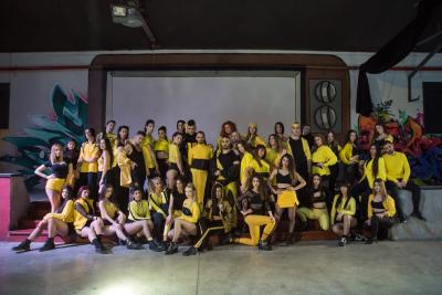 &Delta;&Epsilon;&Lambda;&Tau;&Iota;&Omicron; &Tau;&Upsilon;&Pi;&Omicron;&Upsilon; - &Mu;&omicron;&upsilon;&sigma;&iota;&kappa;ή, &alpha;&nu;&epsilon;&beta;&alpha;&sigma;&mu;έ&nu;&eta; &delta;&iota;ά&theta;&epsilon;&sigma;&eta; &kappa;&alpha;&iota; &pi;&omicron;&lambda;&lambda;ή &laquo;&alpha;&sigma;&tau;&epsilon;&rho;ό&sigma;&kappa;&omicron;&nu;&eta;&raquo; &alpha;&pi;ό &tau;&omicron; &ldquo;The HOUSE of DRAMA&rdquo; &sigma;&tau;&eta; &mu;&epsilon;&gamma;ά&lambda;&eta; &alpha;&theta;&lambda;&eta;&tau;&iota;&kappa;ή &gamma;&iota;&omicron;&rho;&tau;ή &tau;&eta;&sigmaf; &Kappa;&upsilon;&rho;&iota;&alpha;&kappa;ή&sigmaf; 1 &Alpha;&pi;&rho;&iota;&lambda;ί&omicron;&upsilon;!