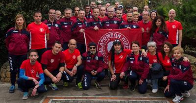 &Omicron; &Alpha;&Pi;&Sigma; &Delta;&rho;&omicron;&mu;έ&omega;&nu; &Pi;&iota;&epsilon;&rho;ί&alpha;&sigmaf; &laquo;&Zeta;&Epsilon;&Upsilon;&Sigma;&raquo;&hellip; &tau;&rho;έ&chi;&epsilon;&iota; &gamma;&iota;&alpha; &tau;&eta;&nu; Ό&lambda;&gamma;&alpha;