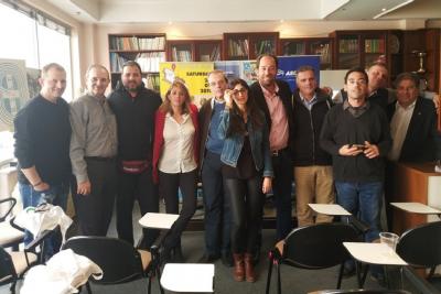 &Delta;&Epsilon;&Lambda;&Tau;&Iota;&Omicron; &Tau;&Upsilon;&Pi;&Omicron;&Upsilon; - &Eta;&mu;&iota;&mu;&alpha;&rho;&alpha;&theta;ώ&nu;&iota;&omicron;&sigmaf; &Sigma;&kappa;ύ&rho;&omicron;&upsilon; 2019 &ndash; Skyros Run: &Xi;&epsilon;&pi;&epsilon;&rho;&nu;ά&epsilon;&iota; &kappa;ά&theta;&epsilon; &pi;&rho;&omicron;&sigma;&delta;&omicron;&kappa;ί&alpha;