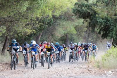 &Delta;&Epsilon;&Lambda;&Tau;&Iota;&Omicron; &Tau;&Upsilon;&Pi;&Omicron;&Upsilon; - &Tau;&omicron; &mu;&epsilon;&gamma;ά&lambda;&omicron; &rho;&alpha;&nu;&tau;&epsilon;&beta;&omicron;ύ &tau;&eta;&sigmaf; &omicron;&rho;&epsilon;&iota;&nu;ή&sigmaf; &pi;&omicron;&delta;&eta;&lambda;&alpha;&sigma;ί&alpha;&sigmaf;  &sigma;&tau;&eta; &Nu;&alpha;ύ&pi;&alpha;&kappa;&tau;&omicron;, &tau;&omicron; &delta;&iota;ή&mu;&epsilon;&rho;&omicron; 19 &kappa;&alpha;&iota; 20 &Mu;&alpha;ΐ&omicron;&upsilon;