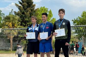 &Mu;&epsilon; 15 &mu;&epsilon;&tau;ά&lambda;&lambda;&iota;&alpha; &gamma;ύ&rho;&iota;&sigma;&alpha;&nu; &omicron;&iota; &mu;&iota;&kappa;&rho;&omicron;ί &tau;&omicron;&upsilon; &Beta;&Iota;&Kappa;&Epsilon;&Lambda;&Alpha; &alpha;&pi;ό &tau;&omicron; &Kappa;&iota;&lambda;&kappa;ί&sigmaf;