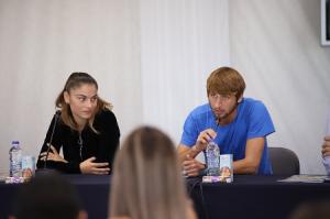 &Delta;&Epsilon;&Lambda;&Tau;&Iota;&Omicron; &Tau;&Upsilon;&Pi;&Omicron;&Upsilon; - Έ&rho;&chi;&epsilon;&tau;&alpha;&iota; &tau;&omicron; &mu;&epsilon;&gamma;&alpha;&lambda;ύ&tau;&epsilon;&rho;&omicron; &nu;&upsilon;&chi;&tau;&epsilon;&rho;&iota;&nu;ό &pi;ά&rho;&tau;&upsilon; &delta;&rho;ό&mu;&omicron;&upsilon; &tau;&eta;&sigmaf; &chi;ώ&rho;&alpha;&sigmaf;, &omicron; 8&omicron;&sigmaf; &Delta;&iota;&epsilon;&theta;&nu;ή&sigmaf; &Nu;&upsilon;&chi;&tau;&epsilon;&rho;&iota;&nu;ό&sigmaf; &Eta;&mu;&iota;&mu;&alpha;&rho;&alpha;&theta;ώ&nu;&iota;&omicron;&sigmaf; &Theta;&epsilon;&sigma;&sigma;&alpha;&lambda;&omicron;&nu;ί&kappa;&eta;&sigmaf; - Dole!