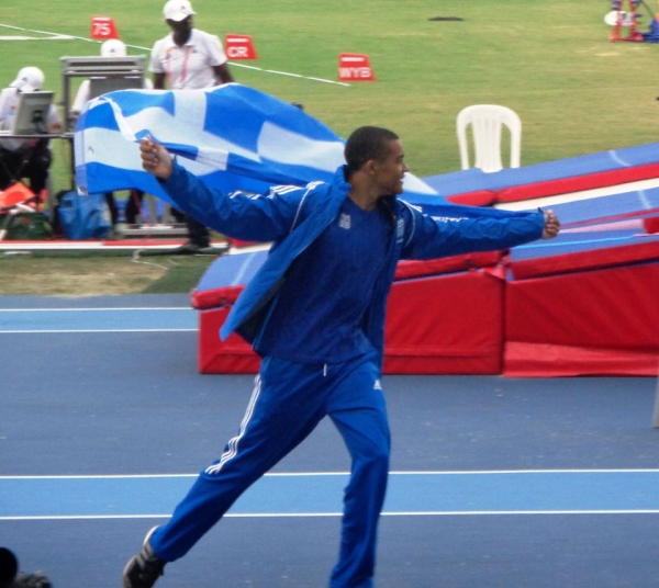 &Iota;&pi;&tau;ά&mu;&epsilon;&nu;&omicron;&sigmaf; &Kappa;&alpha;&rho;&alpha;&lambda;ή&sigmaf; &sigma;&tau;&alpha; 5,30 &mu;., &pi;&omicron;&lambda;ύ &kappa;&alpha;&lambda;ή &epsilon;&pi;ί&delta;&omicron;&sigma;&eta; &alpha;&pi;ό &tau;&eta;&nu; &Pi;&alpha;&pi;&alpha;&delta;&omicron;&pi;&omicron;ύ&lambda;&omicron;&upsilon; &sigma;&tau;&alpha; 60 &mu;. &epsilon;&mu;&pi;. (&Beta;&Iota;&Nu;&Tau;&Epsilon;&Omicron;)